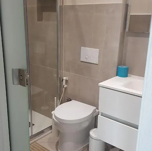 Town-beach * 西维尔诺瓦·马尔凯