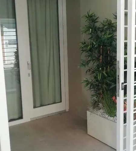 Town-beach * 西维尔诺瓦·马尔凯